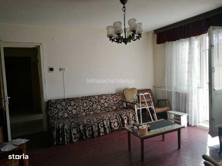 Vand apartament 2 camere in Curtea de Arges.