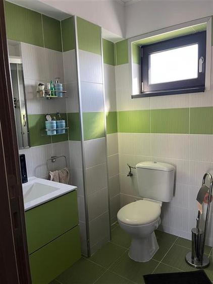 Casă cu 4 camere cu Canalizare în Ultracentral