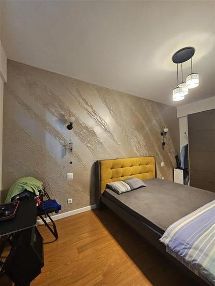 Apartament 77 mp  cu balcon etj.3  de vanzare in Onesti - 2