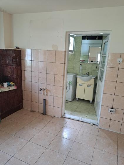 Casa Locuibila de Vanzare la Tara Teren+Casa - 5