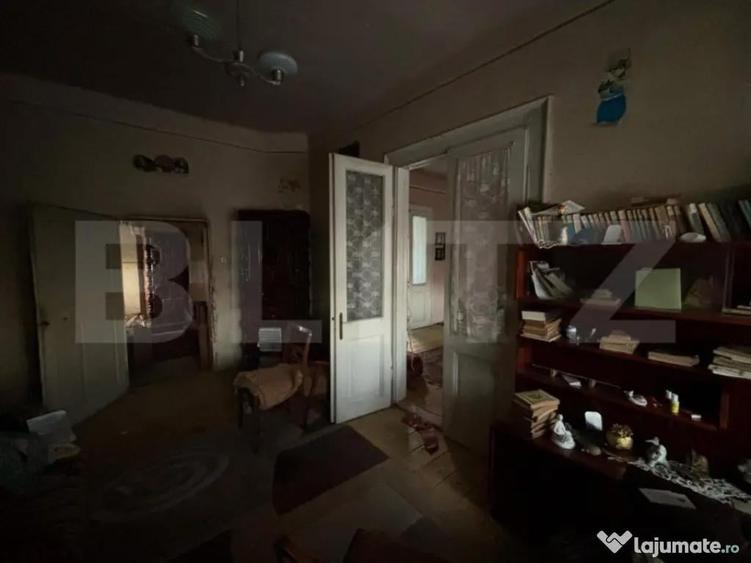 Casa de vanzare in suprafata de 100 mp localizata central i - 3