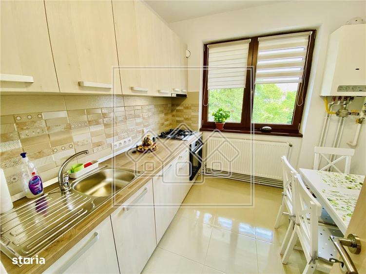Ap cu 2 camere, gradina si pod situat in Vasile Aaron - 8