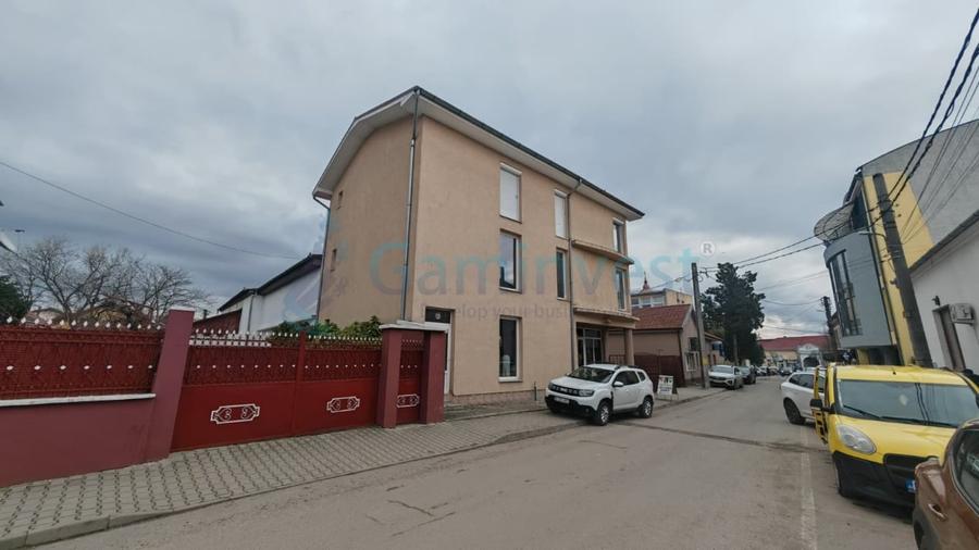 Imobil cu destinatie multipla - comercial, clinica birouri, in Alesd, Bihor - 2