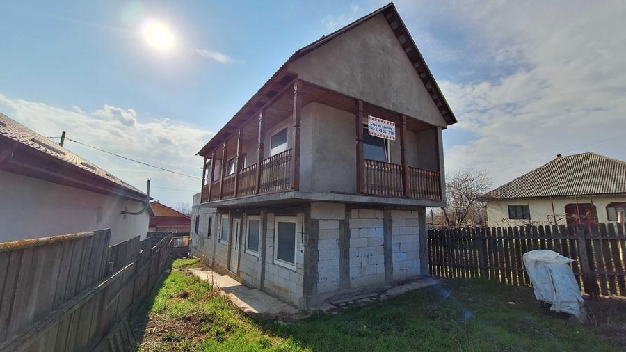 Casa de Vanzare, Costisa, Romania - 11