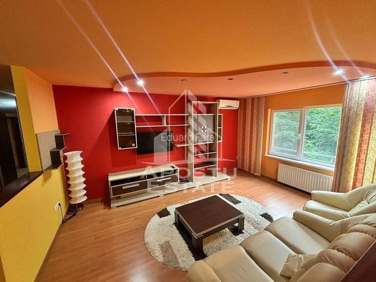 Apartament cu 3 camere, zona Aradului, centrala prorpie Apartament cu 3 camere, zona Aradului, centrala prorpie