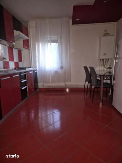 Inchiriez apartament 2 camere - 5