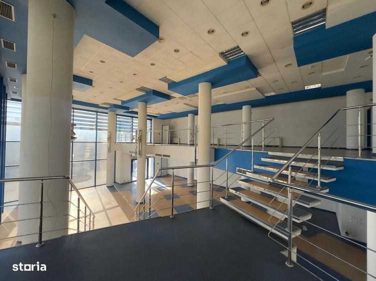 Spațiu comercial, de 396 mp, în Central