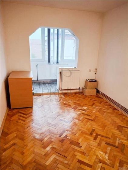 Aradului - 3 camere - decomandat - centrala proprie - ZONA EXCELENTA - 1