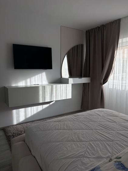 Apartament 2 camere de inchiriat Craiova Rovine - 1