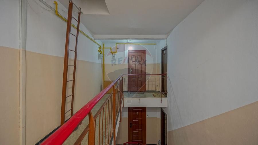 Apartament două camere decomandat la intrare în Răcădău! - 19