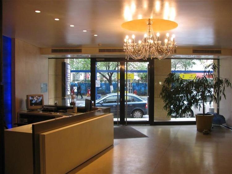 Birouri de inchiriat in Unimed Business Center de la 321 mp - 16