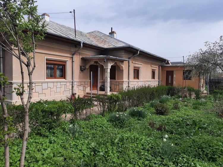 Vand casa si teren Fundeni - 2