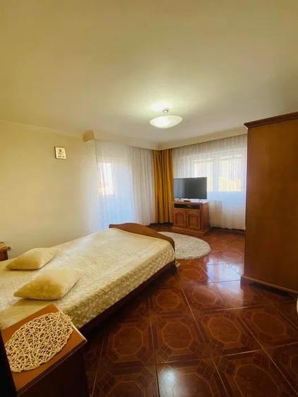 Apartament 2 camere, decomandat, 70 mp, balcon, ac, metrou, Calea Vacaresti - 2