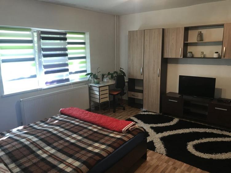 APARTAMENT O CAMERA DECOAMNDAT centrala proprie - 2