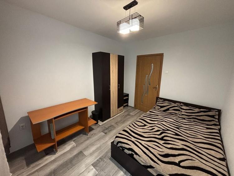 Apartament cu 3 camere decomandat în Oancea