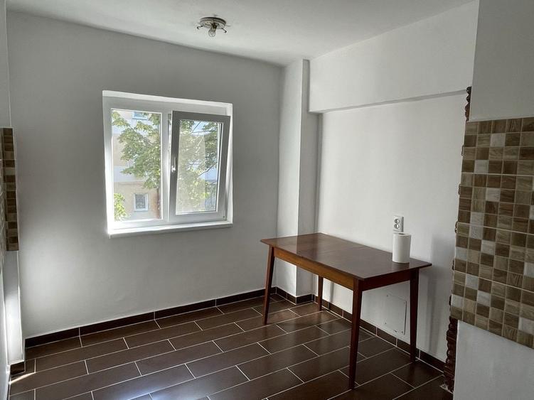 Vand apartament Bailesti - 2