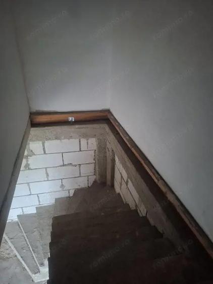 CASA SPATIOASA IN PLOIESTi COMPARTIMENTARE EXCELENTA-ZONA LINISTITA - 5