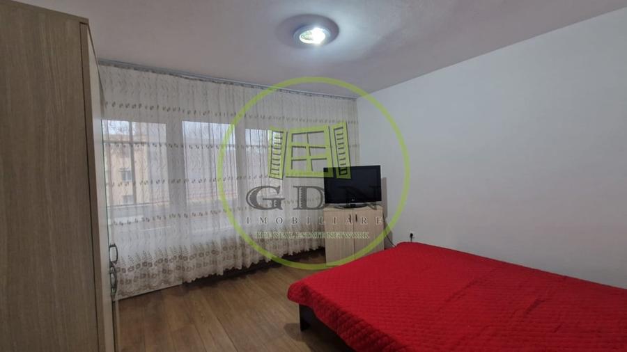 Apartament 3 camere, decomandat, 76mp, 1 Mai, zona Sara - 4