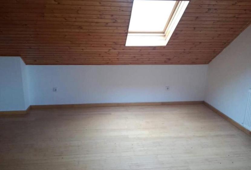 Apartament 4 camere, decomandat - zona Tohanu Nou. - 4