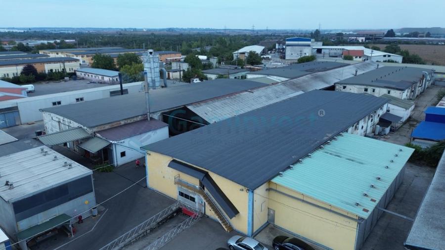 Spațiu industrial, de 5,500 mp, în Borș