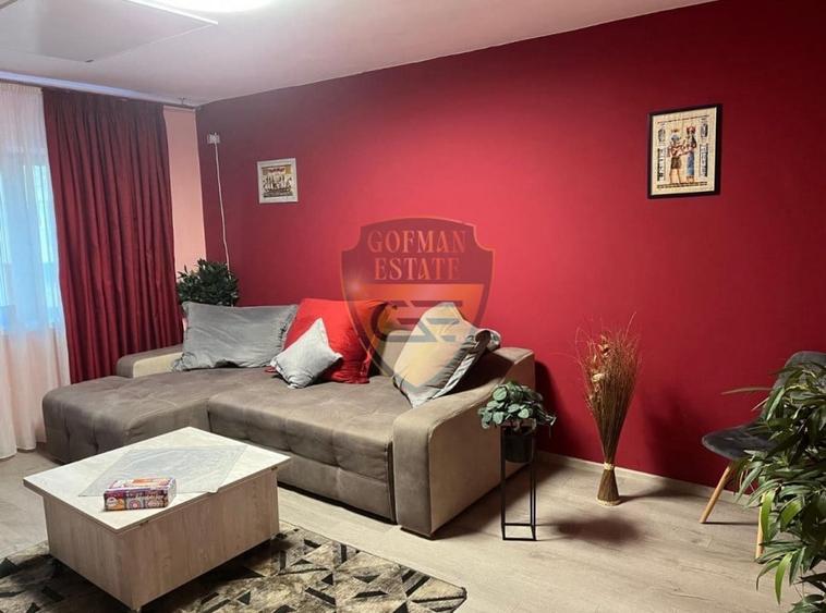 2 Cam Decomandat et 1/4 55 mp Trocadero Parcare A/C, - 2