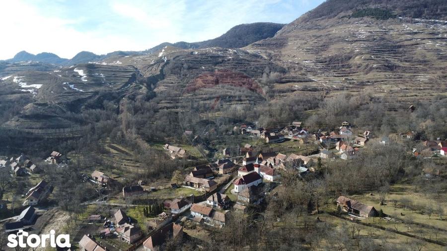 Casa din piatra la poalele Bedeleului Izvoarele, Alba - 8