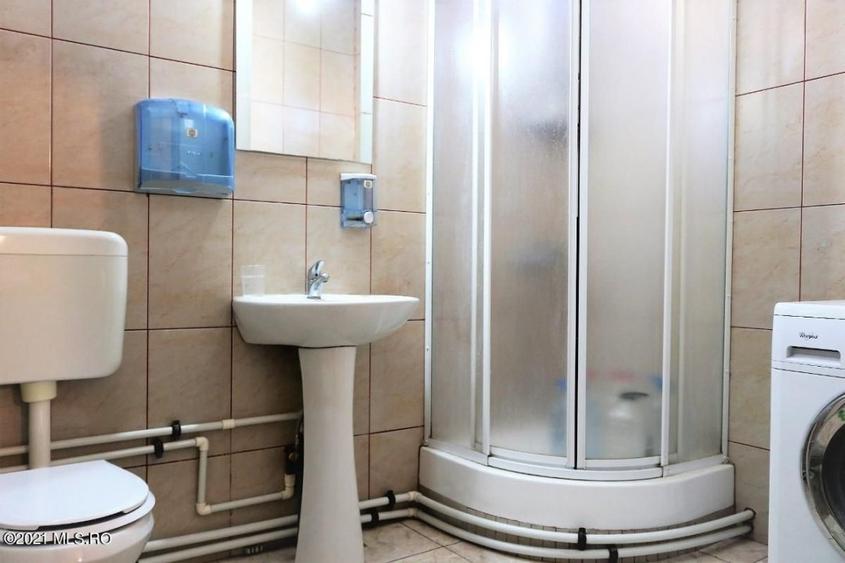 Mamaia Nord - Langa Mare, pensiune la cheie, 11 camere, 9 bai! - 42