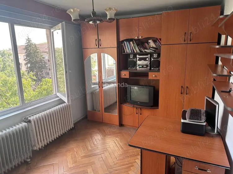 Vand apartament 2 camere, zona Nufarul Vand apartament 2 camere, zona Nufarul