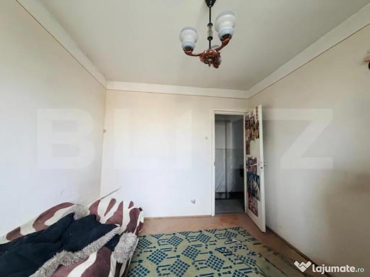 Apartament cu 3 camere, 48,91 mp, de renovat, zona Micro 3 - 3