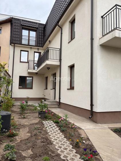 Vila,8 camere, Oraselu Copiilor. la doar 5 minute!