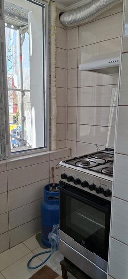 Inchiriez apartament zona Tomis 3 - 2