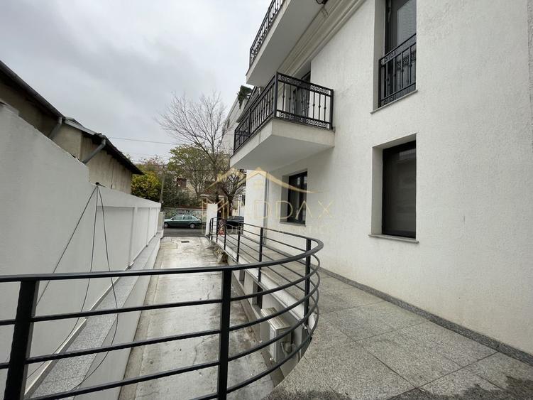 Duplex 3 camere//Birou***Showroom***DOMENII//PARTER+ Demisol - 24