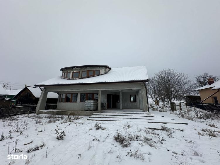 Casa P + M, 260 mp construc?ie + 2300 mp teren, Ionoseni (Bucecea) - 12