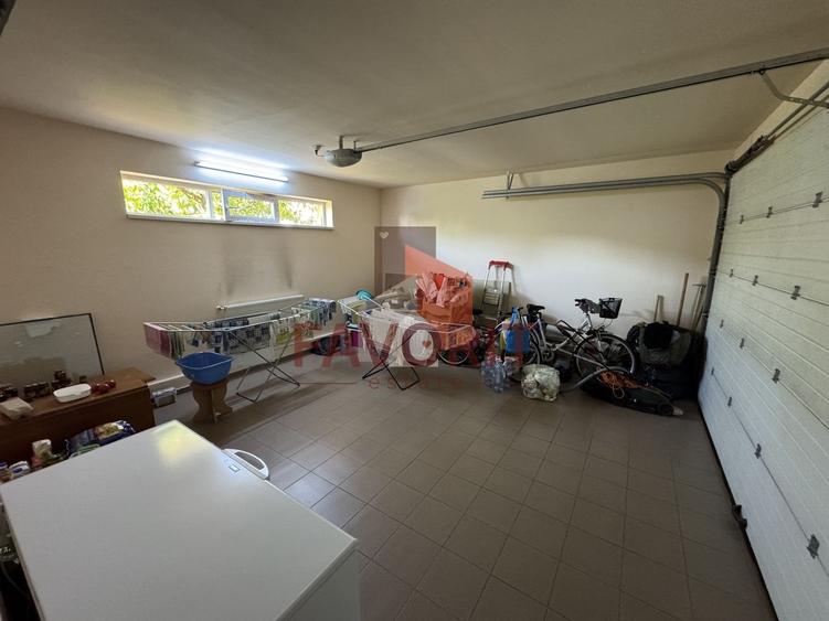 COMISION 0%.  Casa individuala cu garaj . Zona Decathlon . - 30