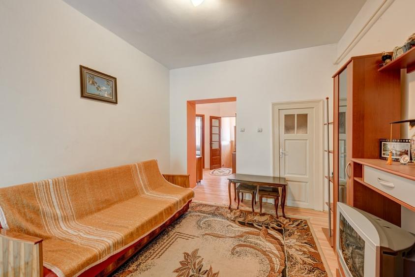 Oras Chitila, str. Aurel Vlaicu 2. Apartament 3 camere, 65 mp. curte 50 mp - 6