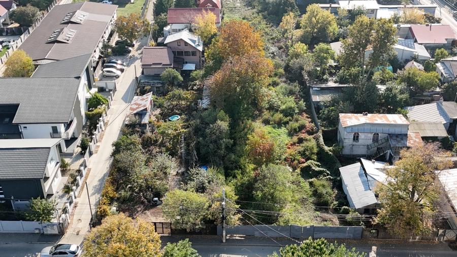 Teren cu dubla deschidere pe Dantelei - 7