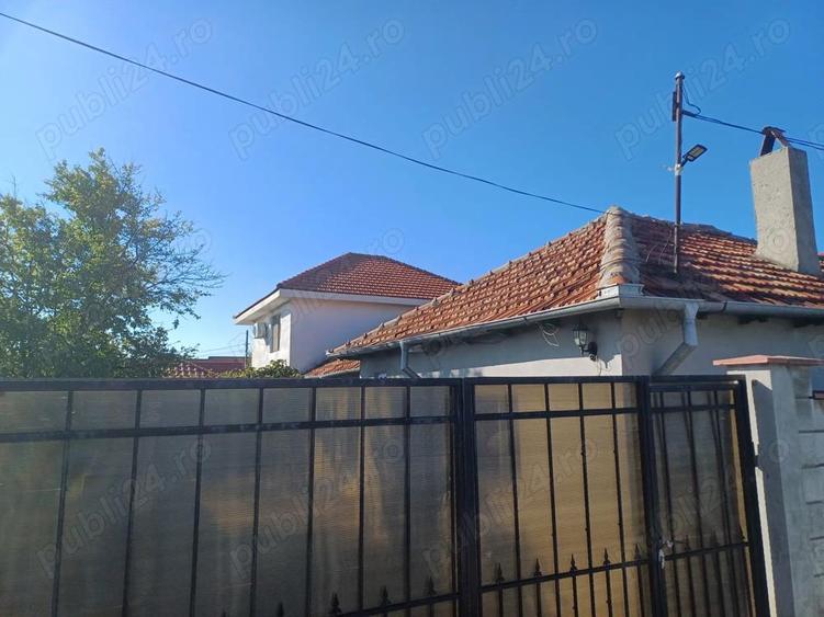 Vand vila ?i casa aflate pe acela?i teren in sat 2 Mai comuna Limanu jude?ul Constan?a! - 5