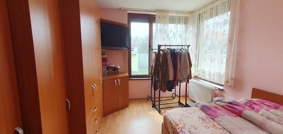 Casă individuală pe colț, zonă liniștită, direct de la proprietar - 2