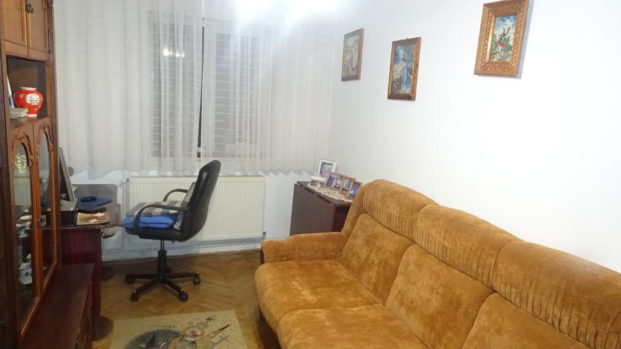 Vand apartament de 3 camere decomandat in Deva, zona Eminescu.Scarisoara, Profi - 9