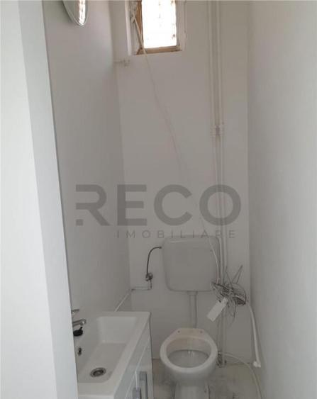 Spatiu comercial la in Rogerius zona Lacul Rosu - 7