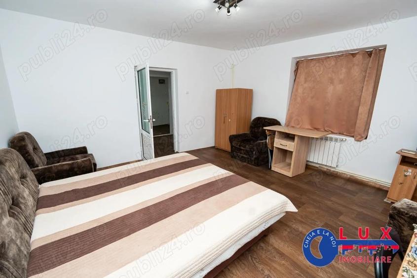 ID 6739 EXCLUSIVITATE Casa de vanzare - Strada Traian - 1