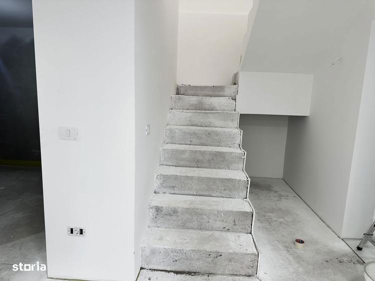 Casa individuala de vanzare cu garaj si curte proprie Halchiu - 9