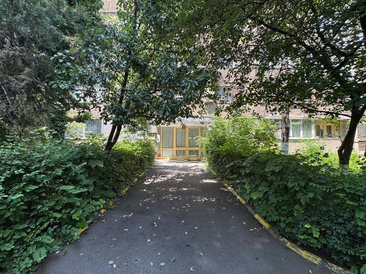 Apartament cu 2 camere semidecomandat în Drumul Taberei