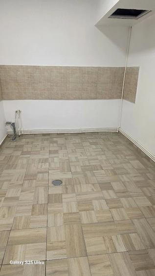 Spațiu comercial, de 110 mp, în Horia
