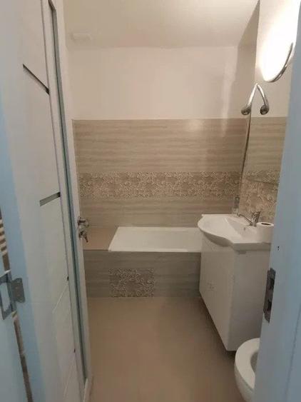 Apartament 2 camere, decomandat, zona Tatarasi - 5