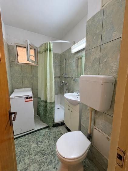 Apartament cu 2 camere semidecomandat, mobilat în Drumul Taberei