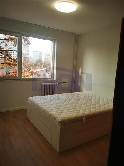 Apartament cu 2 camere semidecomandat în Crângași