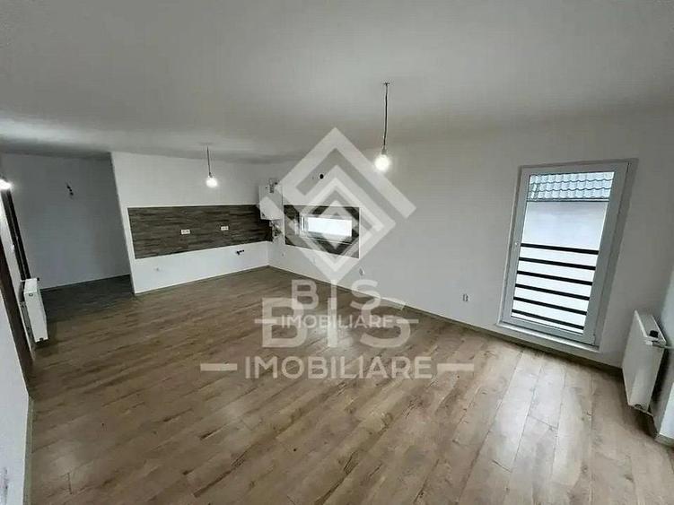 Apartament cu 3 camere semidecomandat în Vest