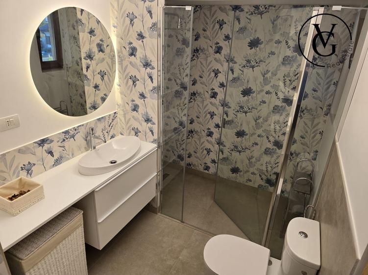 Casă individuală cu 5 camere cu Canalizare în Tamași