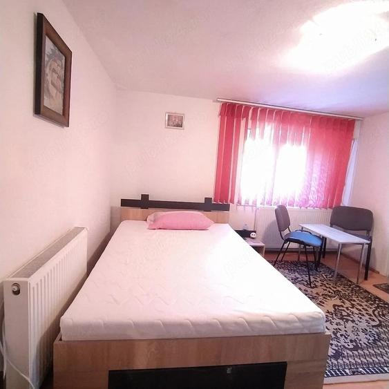 Garsonieră nedecomandată în Schei